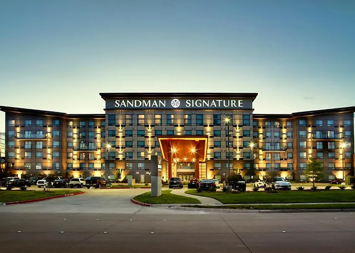 Sandman Signature Plano-Frisco Hotel